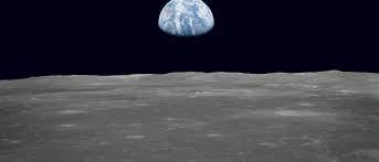 Pour la première fois, un homme met le pied sur un autre corps céleste que la terre : Bernard Foing Du Premier Pas Sur La Lune Au Village Dans L Espace L Humanite