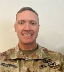 Our Warrant Officer Wednesday Spotlight honors CW2 Jason Walters, a Human  Resources Technician, 420A🇺🇸 CW2 Walters joined the Army National Guard  in July 1999, selflessly serving for over 23 years. In 2018,