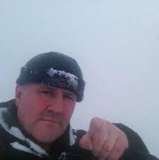 Do you still throw down 2 fingers in a car?