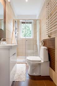 Kleines Bad Einrichten 8 Geniale Tricks Fur Mehr Platz Bad Badezimmerklein Einrichten Fu Bathroom Remodel Cost Bathrooms Remodel Small Bathroom Interior