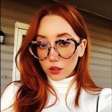 Leah Lemons's Instagram, Twitter & Facebook