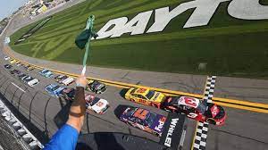 Teams from the monster energy nascar cup series practicing at daytona international speedway to prepare for the 2018. Sunday Feb 18 Daytona 500 Waves The Green Flag On 2018 Nascar Cup Series Season