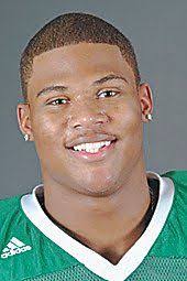 Report: Owens in car when two players get charged