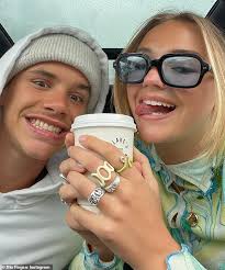 Mia regan has been dating romeo beckham for two years, but who exactly is the model? Romeo Beckham And Girlfriend Mia Regan Celebrate Their Two Year Anniversary With Loved Up Snaps