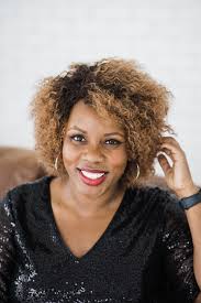 Clarissa Nash's Instagram, Twitter & Facebook