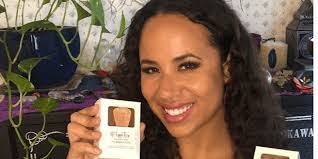 Vanessa Snowden's Instagram, Twitter & Facebook