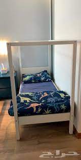 سرير مع مرتبه مع مضلتين من ايكيا bed home decor home