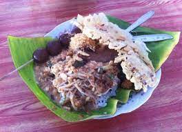 Dan kali ini kami akan membahas tentang tempat wisata yang ada di kota mojokerto. Warung Nasi Pecel Madiun Bu Sarkiyah Kota Mojokerto Jawa Timur Warung Nasi