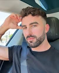 Lonna Floyd's Instagram, Twitter & Facebook