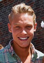 Als gtst slecht blijft scoren en rtl er geld op toe moet leggen zullen ze het niet naar een slechter bekeken platform plaatsen of naar een zender die de kijker lastiger weet te vinden. Goede Tijden Slechte Tijden Wikipedia