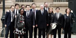 C'est la marque de fabrique de l'équipe du candidat socialiste. Qui Sont Les Macron Boys