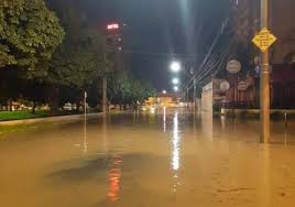 Uma forte chuva de granizo atingiu o interior de são paulo na tarde deste domingo (30). Previsao Do Tempo Araras Sp Hoje