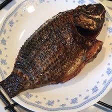 Air Frying Has Become My Favorite Way To Cook Fish The Air Fryer Makes The Skin Crispy Not Hard O Air Fryer Fish Recipes Fried Whole Fish Air Fryer Fish
