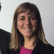 Esther Pearson (@EstherP2412)