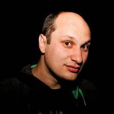 Za dnešek chci vydělat alespoň deset milionů, říká sedmadvacetiletý investor ondřej janata v (ne)blázni · jana mrákotová . Ondrej Janata On Twitter Ma Ta Kamenna Deska Vliv Na Peceni Chleba