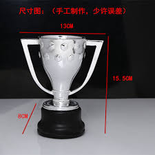 Sinto orgulho pelo villarreal, pelo presidente, pelo projeto, por representar a liga espanhola. Espanha Espanhol Liga De Futebol La Liga Trofeu Replica Trofeu 15 Cm Euro Copa Futebol Europa Liga Trofeu Recordacoes Desportivas Aliexpress