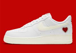 The nike air force 1 'valentine's day' continues the tradition of special themed pairs celebrating the holiday. Nike Air Force 1 Valentines Day 2021 Dd7117 100 Release Info Sneakernews Com