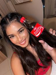 Let's support 00K's AlwaysWonder. By the time her brand will flourish  she'll be the next nominee (in right timing 🙏) in Howe's CEO Business  Woman Award. 😌🫶