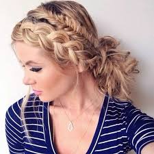 Long haired girls can be. 35 Chic Messy Updo Hairstyles For Luxuriously Long Hair