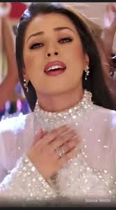 Discover Mahima Chaudhry's Bliss BTS Moments in Daag: The Fire (1999)