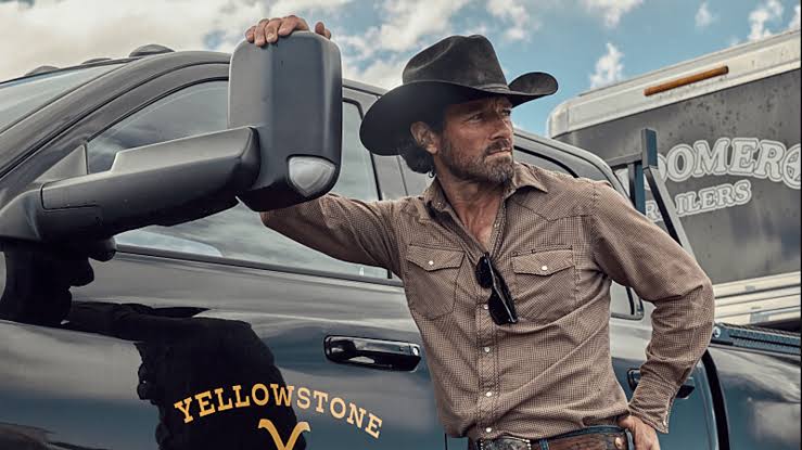 The 'Yellowstone' Finale Sells Dutton Ranch and Sets Up Another Spin-Off |  Vanity Fair