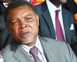 News #JustIn Lovemore Munlo, who once served as a Cabinet Minister and  Malawi's Chief Justice, has died. He died earlier today at Queen Elizabeth  Central Hospital in Blantyre. More details to follow