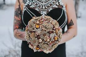 Find wedding jewellery & accessories such as veils tiaras shoes jewellery and lingerie to suit your unique wedding theme. Bridal Bouquets The Top 20 Bouquet Trends For 2019