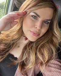 Danielle Bushong's Instagram, Twitter & Facebook