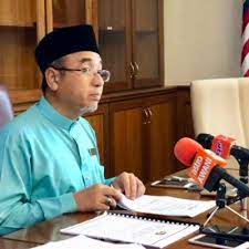 Kita sebagai manusia memiliki kemampuan untuk memastikan air tawar di dunia mengalir. Pertandingan Reka Cipta Logo Melaka Berwibawa Slogan Pintar Hijau Dan Bersih
