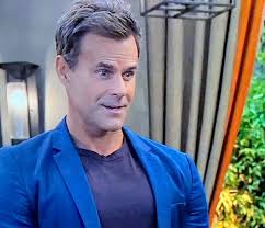 Drew's congressional experience questioned