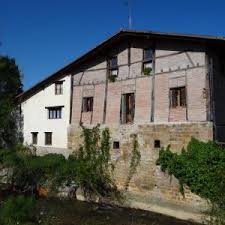 Tiene ademas mucha informacion sobre casa rural vizcaya y tambien cantidad de artículos recomendables. Agroturismo Ondarre Goierri Turismo