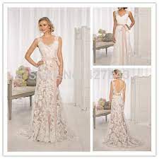 2015 Vintage Lace Overlay Low Back Bride Wedding Dress Slim Fit Bodice Champagne Whi Champagnerfarbene Hochzeitskleider Hochzeitskleid Spitze Neue Brautkleider