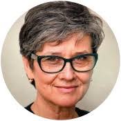 Elizabeth Palacios's Instagram, Twitter & Facebook