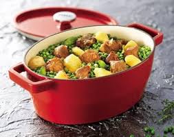 Ragout Aux Pommes De Terre Et Petits Pois En Cocotte Recette Plat Plats Mijotes