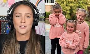 Crystal Hoff's Instagram, Twitter & Facebook