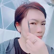 Beauty With Moon Chang