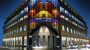 Andreas gefeller (*1970) studied photography at the university of essen and completed his degree with honors under bernhard prinz in 2000. Haus Der Zukunft Saarbrucken Adresse Und Offnungzeiten