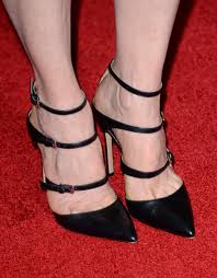 Moore is the daughter of a military judge and a scottish social worker, she spent the early years of her life i. Julianne Moore S Feet Wikifeet