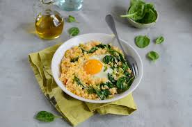 Recette Riz Saute Aux Epinards Et Oeuf 750g Recette Recette Epinards Recette Riz Riz Saute