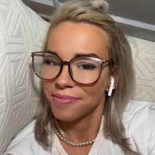 Holly Cameron Cox (@holly.cameroncox) • Facebook