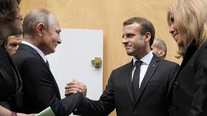President vladimir putin cups his ear to listen to a question as he departs after a summit on the ukraine crisis at the elysee palace in paris. Eu Divisions Over Russia Mount As France Germany Seek Peace In Ukraine Euractiv Com