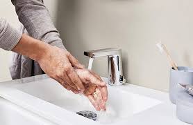 Ontvang meldingen van nieuwe zoekresultaten. 5 Robinets Automatiques Pour Economiser L Eau Et Se Laver Les Mains Sans Les Salir Styles De Bain