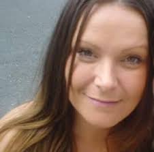 Wanna send out prayers to the Cowen family..My cousin Kenny Cowen passed  away tonight around 6pm from cancer..Plz keep Carnelia Ramage in prayers  also..Love to u all