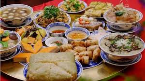 Năm nay, rằm tháng giêng rơi vào ngày thường nên nhiều bà nội trợ chọn cách đặt mâm cỗ online cho thuận tiện. Ade7u7kxlwdgmm