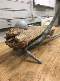 Si vous aimez le bois… et êtes un peu bricoleur ou bricoleuse, vous apprécierez surement cette petite sélection de 15 idées diy pour réaliser de superbes objets déco en bois. Creation Objet Deco Bois Flotte Comment Creer Un Objet En Bois Flotte