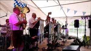 Tri par popularité tri du plus récent au plus ancien tri par tarif croissant tri par tarif décroissant. La Fete De La Biere De Pont A Mousson S Acheve Sous Des Airs De Musique Bavaroise Video Dailymotion