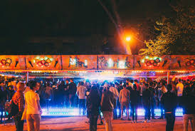 We certainly adapted — by altering social plans, pushing travel dates back, and carefully following newly impleme. Festival Iminente 2017 30 Musicas Para 3 Dias De Comunhao Artistica Em Oeiras Rimas E Batidas