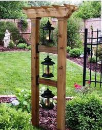 Creation D Une Etagere Sur 3 Etages De Photophores In 2020 Small Front Yard Landscaping Garden Yard Ideas Front Yard Landscaping