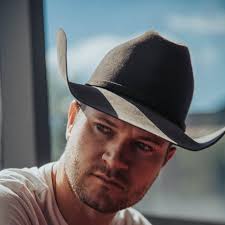 Logan Tucker (@logantucker) • Instagram photos and videos