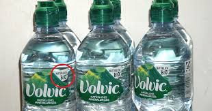 Jetzt wasser online bestellen und mit wunschtermin nach hause liefernlassen. Volvic Lammsbrau Klagt Gegen Danone Oko Test